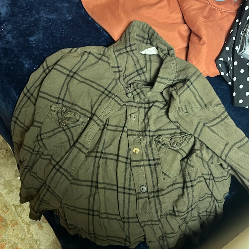Rebellion flannel size small good conditionn